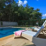 Hisar Prestige A