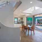 Hisar Prestige A *