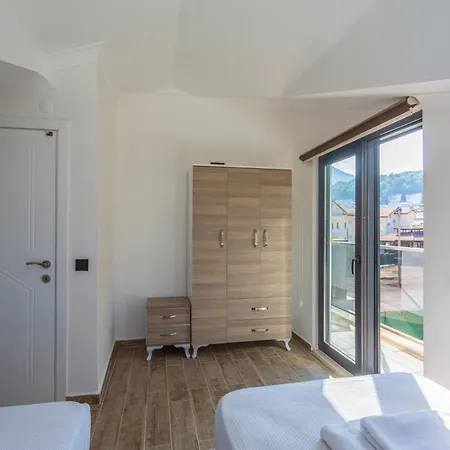 Hisar Prestige A * فتحية